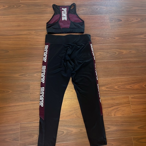 Victoria’s Secret Pink Workout Set - Picture 2 of 9